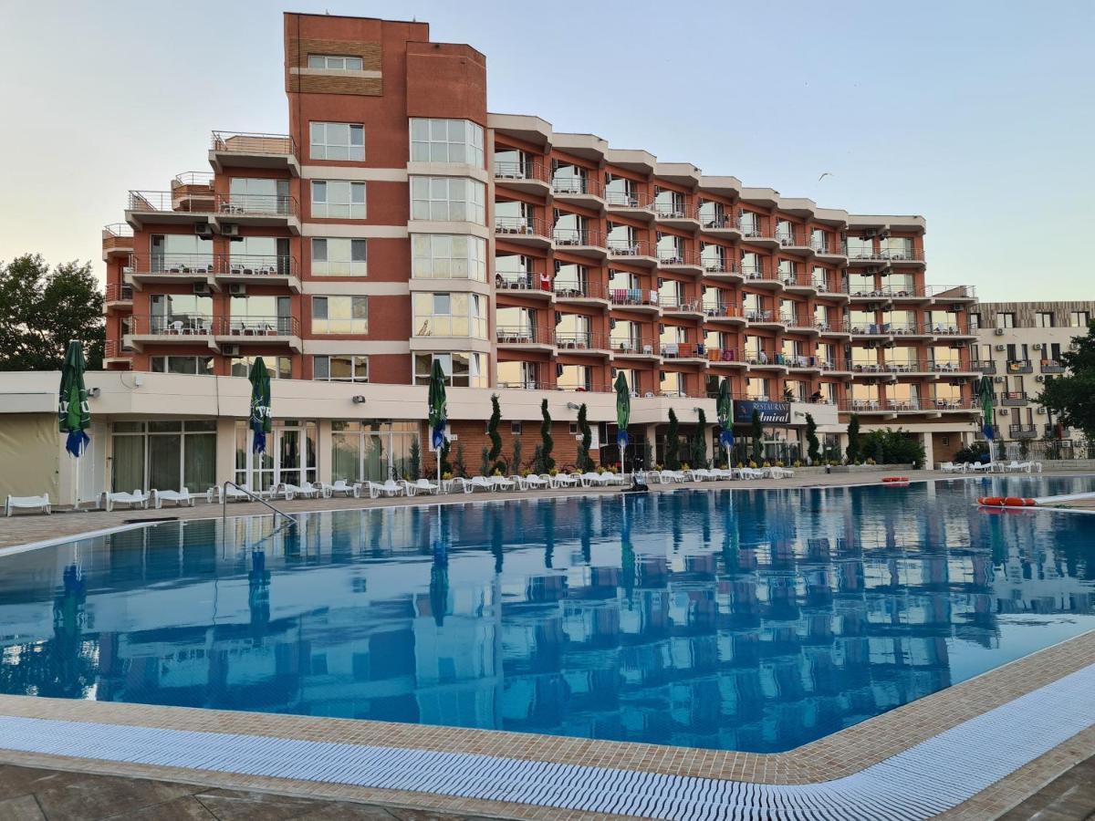 Hotel Amiral Mamaia Εξωτερικό φωτογραφία
