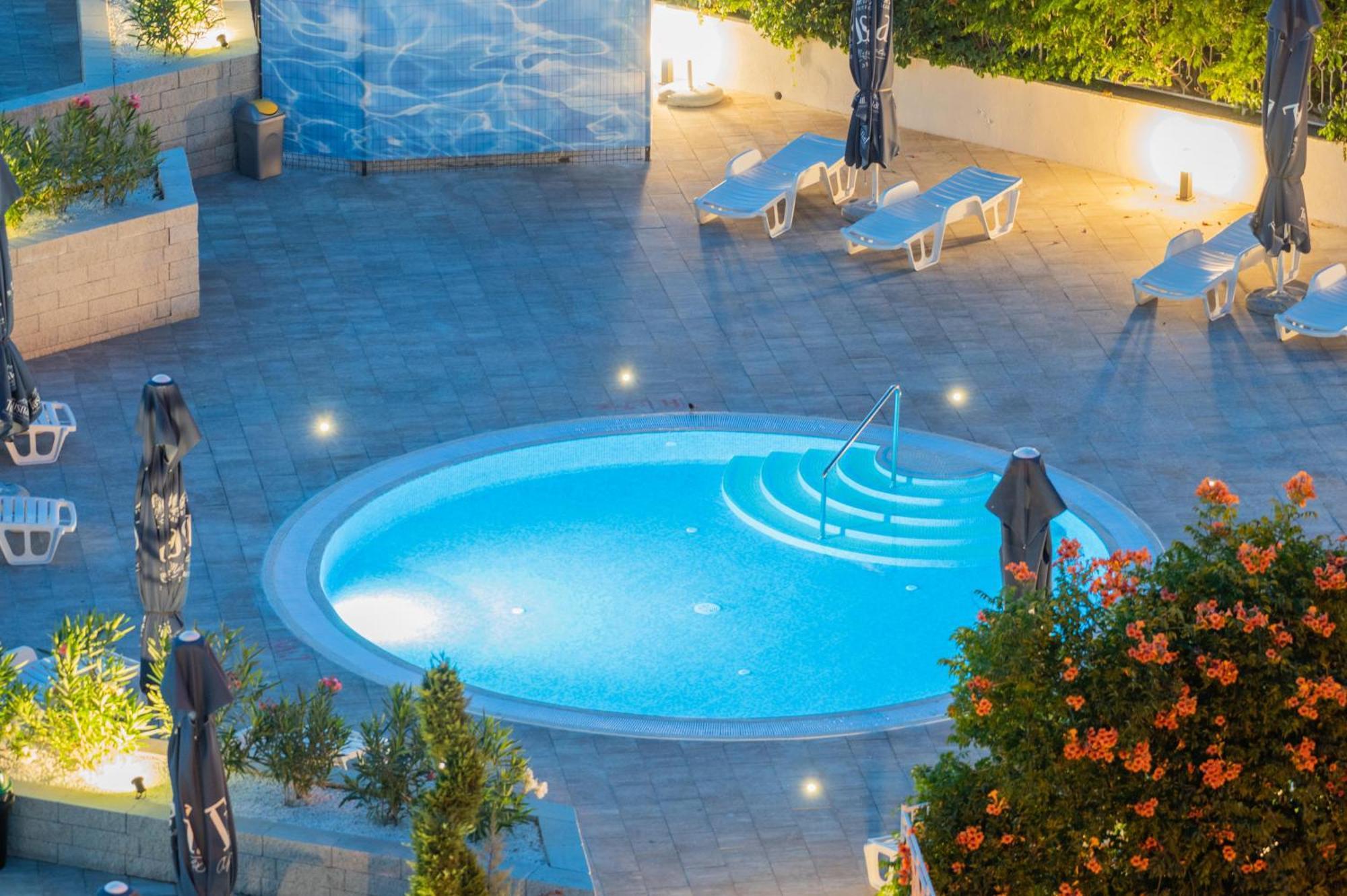 Hotel Amiral Mamaia Εξωτερικό φωτογραφία