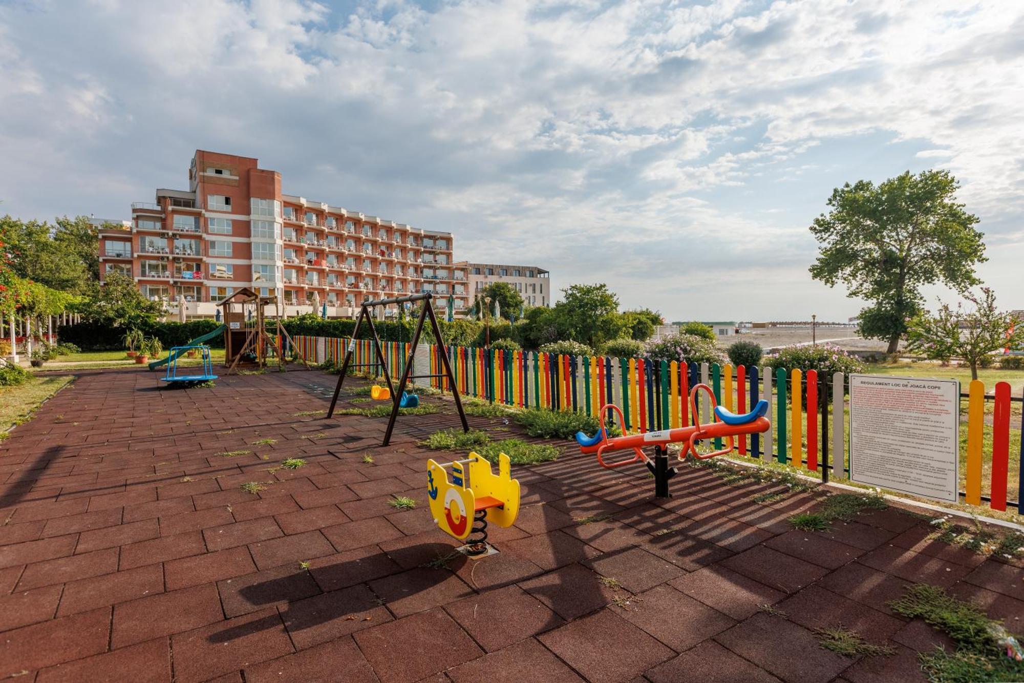 Hotel Amiral Mamaia Εξωτερικό φωτογραφία