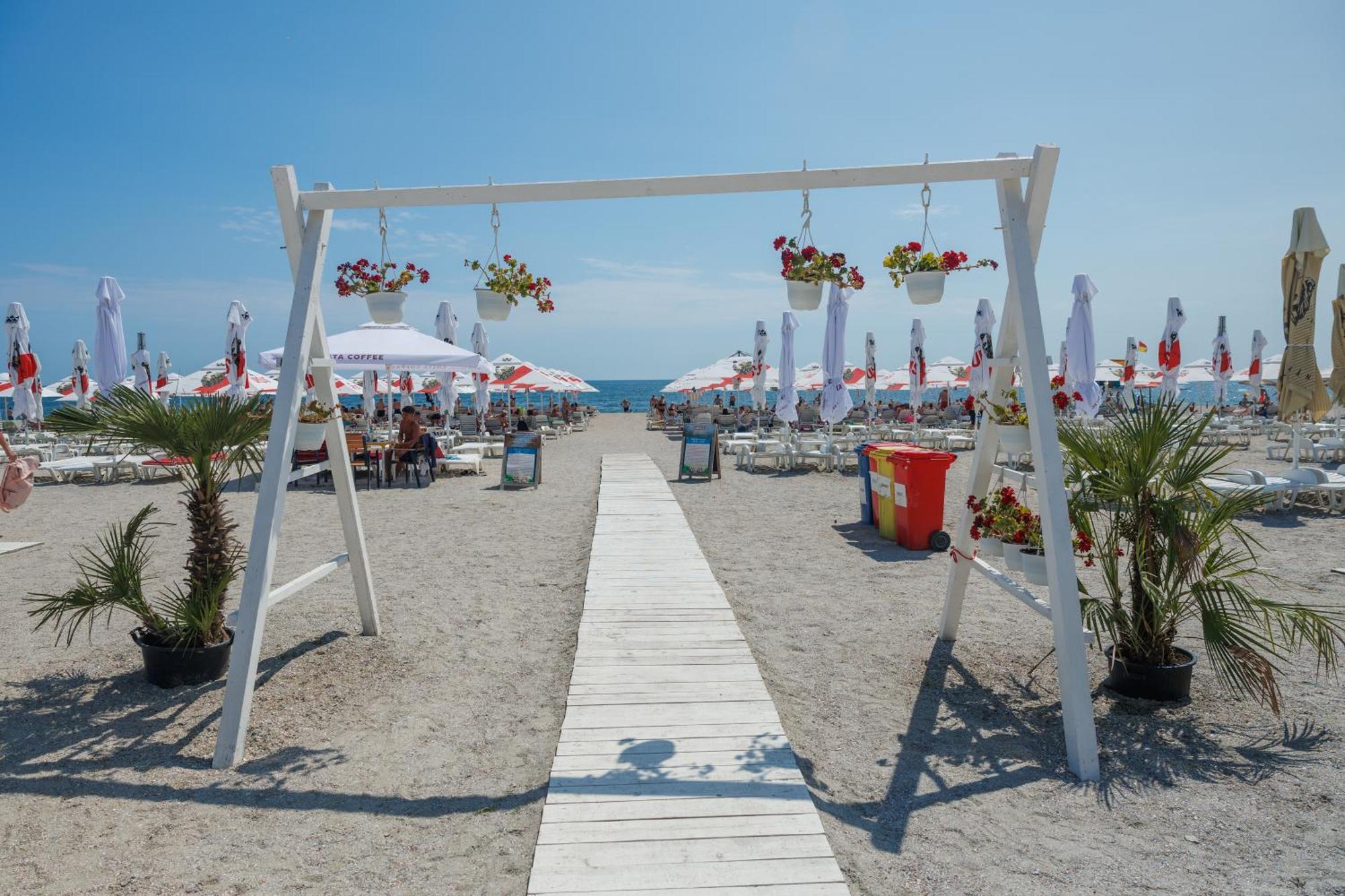 Hotel Amiral Mamaia Εξωτερικό φωτογραφία